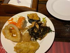 -四海一家自助餐(益田假日广场店)