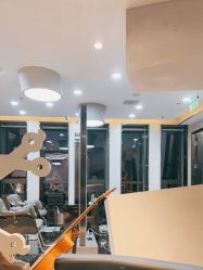 -TOP HAIR SALON
