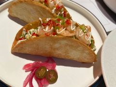 墨西哥鲜虾牛油果taco-洛缦音乐餐厅(工业展览馆万象城店)