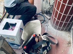 -中央商场维修(东明路店)