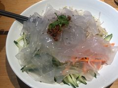 招牌手工大拉皮-关东小磨东北菜(上海长风大悦城店)