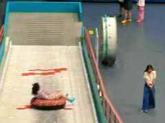 -极限PLAY运动娱乐新世界·团建派对潮玩休闲馆·室内蹦极高空游乐园
