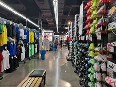 -迪卡侬(西三旗店)