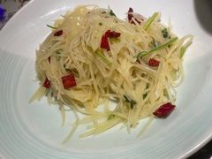 -绿茶餐厅(同成街华联店)