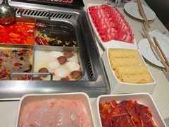 -海底捞火锅鲜切牛肉主题店(长寿路店)