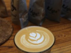 拿铁-阿什卡咖啡馆ESSCA COFFEE(塔里木石油宾馆店)