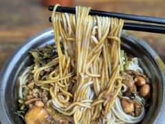 -灵山卢梅燕粉店