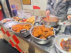 -柳州肥姨妈大骨螺蛳粉(万达中心店)