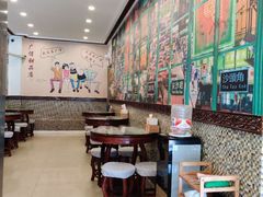 用餐区-广信牛奶甜品世家(台东店)