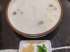 皮蛋瘦肉粥-龙凤点心饼家·39年老字号(松岗店)