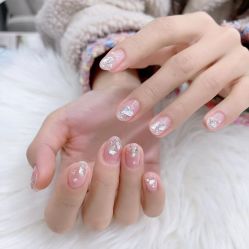 -七彩虹美甲美睫 半永久