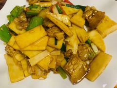 土猪肉炒乡下笋-光头强美食