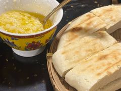 特色酥油奶渣-陀岗美食·云南藏式特色餐厅