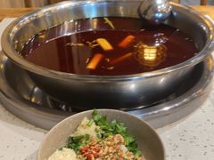 -肖肖酸萝卜鱼火锅(总店)