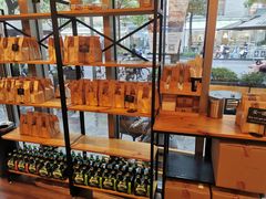 面包甜点陈列柜-81BAKERY(大学路店)