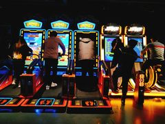 -VS SPORTS PARK运动玩乐园·团建·生日会(合生汇店)