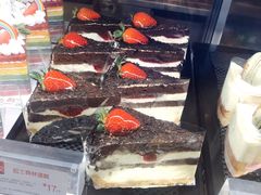 起士森林蛋糕-85度C(苏州石路店)