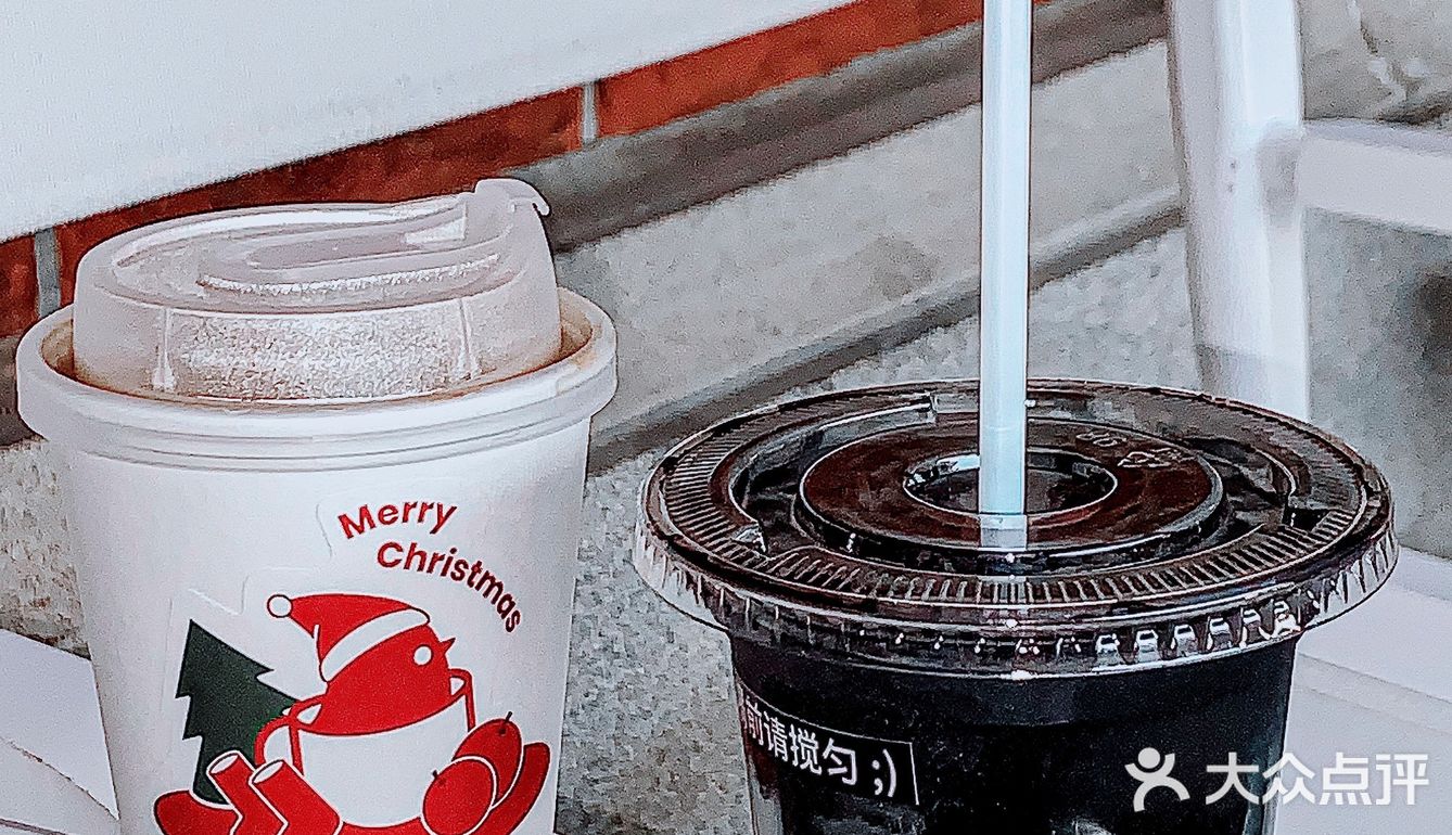 上海探店|别说我没推荐这杯☕️黑草莓咖啡🍓
