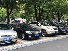 -上海市闵行区中心医院·停车场