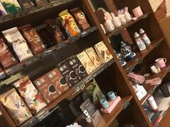 零售区-星巴克臻选(嘉定疁城国际店)