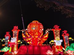 -万绿园