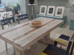 露天位-潮一不贰·法式甜品·生日蛋糕·西式简餐(外滩店)