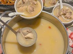 -煲王粤菜餐厅(中侨中心店)