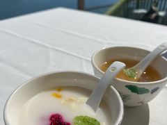 -沿途四季·云南菜·诗酒茶(蓝色港湾店)