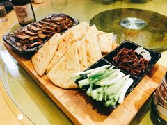 酱熏黑猪肉大饼-老城味道·传统天津菜(杨柳青店)