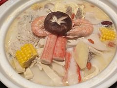 -三人行骨头王火锅(长寿店)