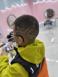 -星咔萌·StarCamo儿童剪发(亦庄中旅亦府店)