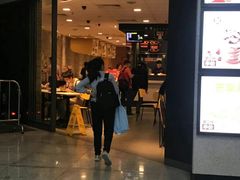 门面-麦当劳(广州新港东路第二分店)