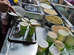 -正宁路小吃夜市