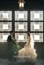 -雪中彩影婚纱摄影·微光艺术中心