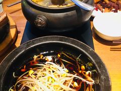 云南经典汽锅鸡-云海肴·汽锅鸡·云南菜(苏州中心店)