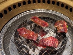 -山川小町·极番烧肉(新地假日广场店)