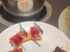 -钱小奴海鲜自助黑金店(杭州滨江龙湖店)