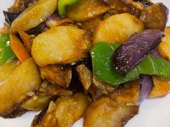 地三鲜-关东风老北方菜馆(桂芳园店)