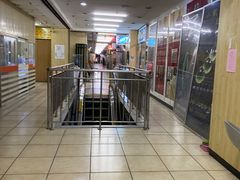 -宝鸡东道花鸟鱼虫市场(吉利花园商场店)