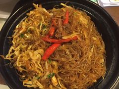 -新大咀港式茶餐厅(宝山万达店)