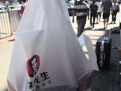 -李先生牛肉面大王(济南火车站候车室店)