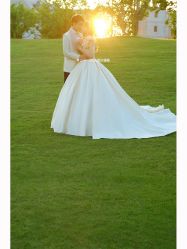 -二十一世纪婚纱摄影(省府前街店)