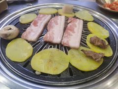 -黑豚黨韩国烤肉料理(悦然时光店)
