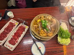 -沙胆彪炭炉牛杂煲(上海日月光广场店)