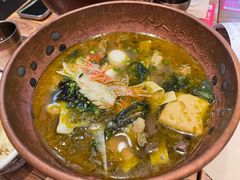 -成都你六姐·牛肉冒菜(上海环宇荟店)