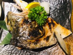 -樱町三味日本料理(城乡世纪广场店)