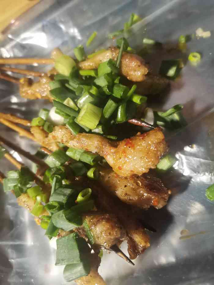 老胡烧烤-"我们这代自贡人可能最后对于这里的回忆,可.