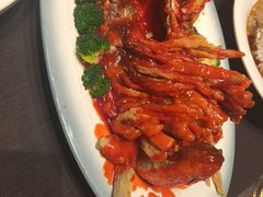 -艳阳天民俗村(公园路店)