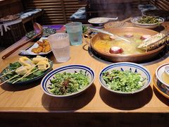 -洱火云南酸菜牛肉火锅(石景山当代商城店)