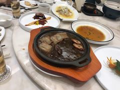 -南京悦客假日酒店